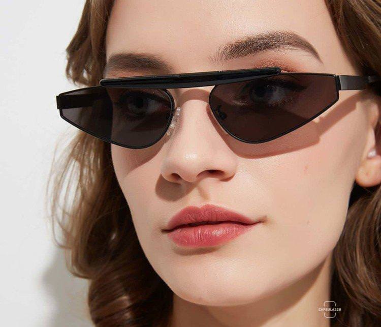 Модні жіночі сонцезахисні окуляри - фото