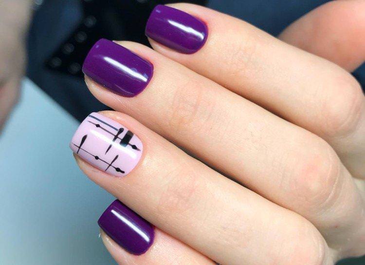 Фіолетовий манікюр на короткі нігті