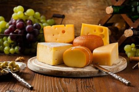 Тверді сорти сиру: назви, фото та описи (список)