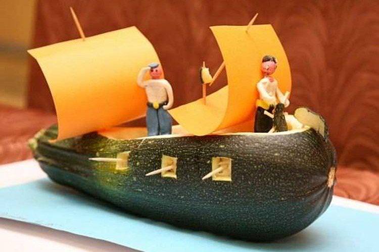 Корабель із кабачка - Вироби із овочів до школи