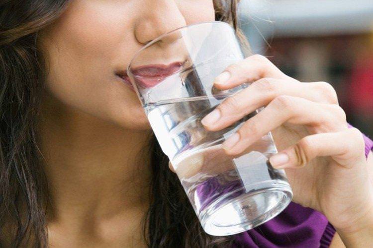 Склянка води - Як швидко заспокоїтися у стресовій ситуації