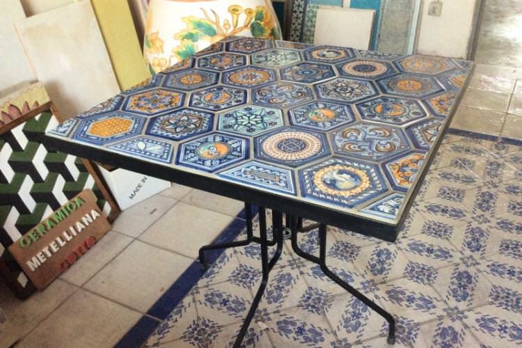 Керамічна плитка - Декор старого столу власноруч