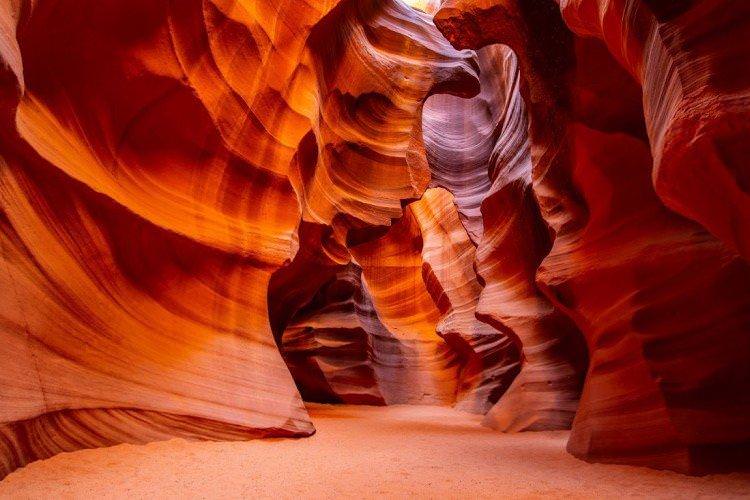 Каньйон Антилопи, США - Найкрасивіші місця у світі