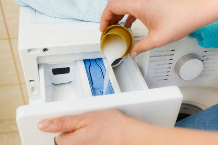 Як почистити відсік для порошку в пральній машині