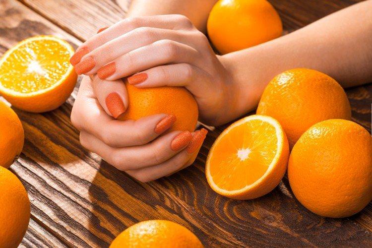Апельсиновий сік - Як швидко відростити нігті в домашніх умовах