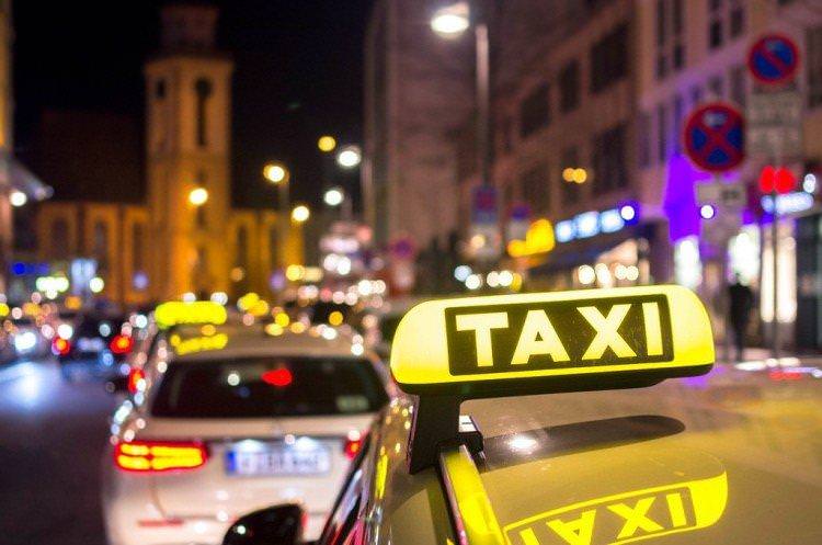Таксі - Як швидко заробити гроші
