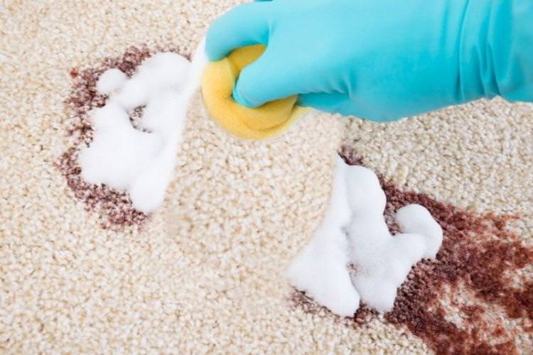 Як почистити килим содою з оцтом у домашніх умовах