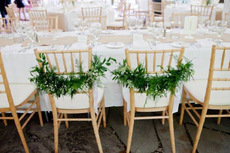 Декорування стільців квітами - Квітковий декор на весілля