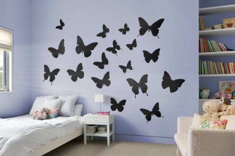 Намальовані метелики на стіну своїми руками